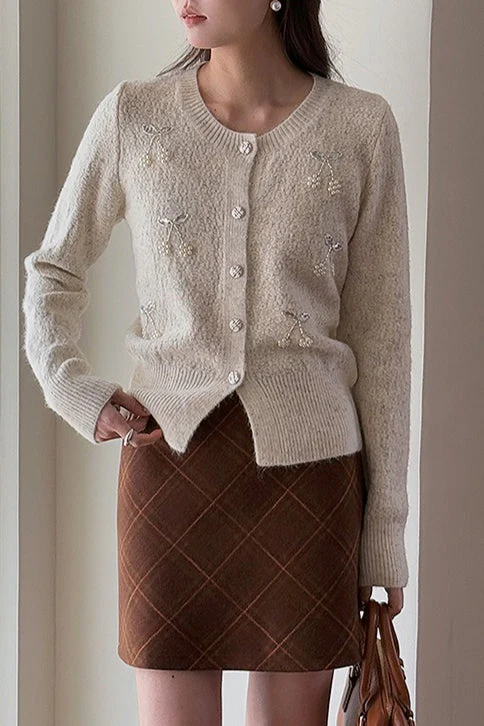 Embroidered 3D Cherry Knit Cardigan - Image 7