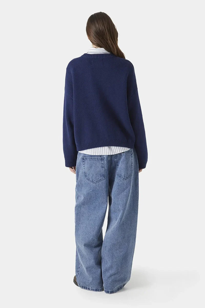 Embroidery Knit Slouchy Pullover Blouse - Image 8