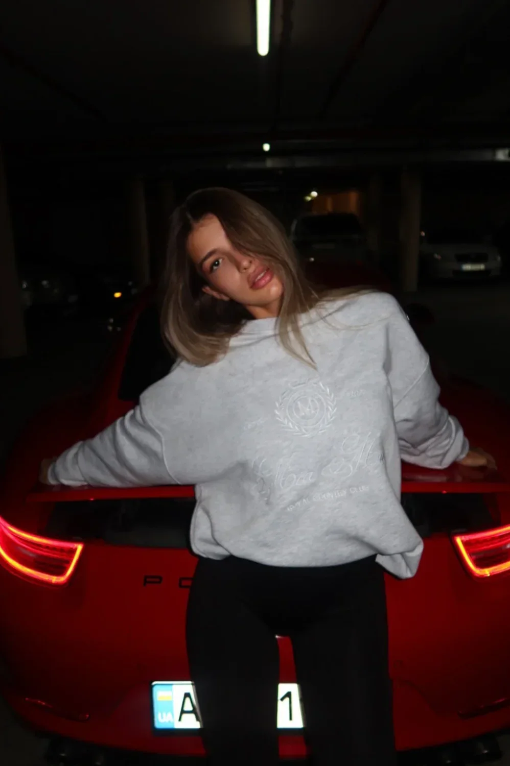 Embroidery Solid Color Loose Versatile Crew Neck Sweatshirt - Image 7