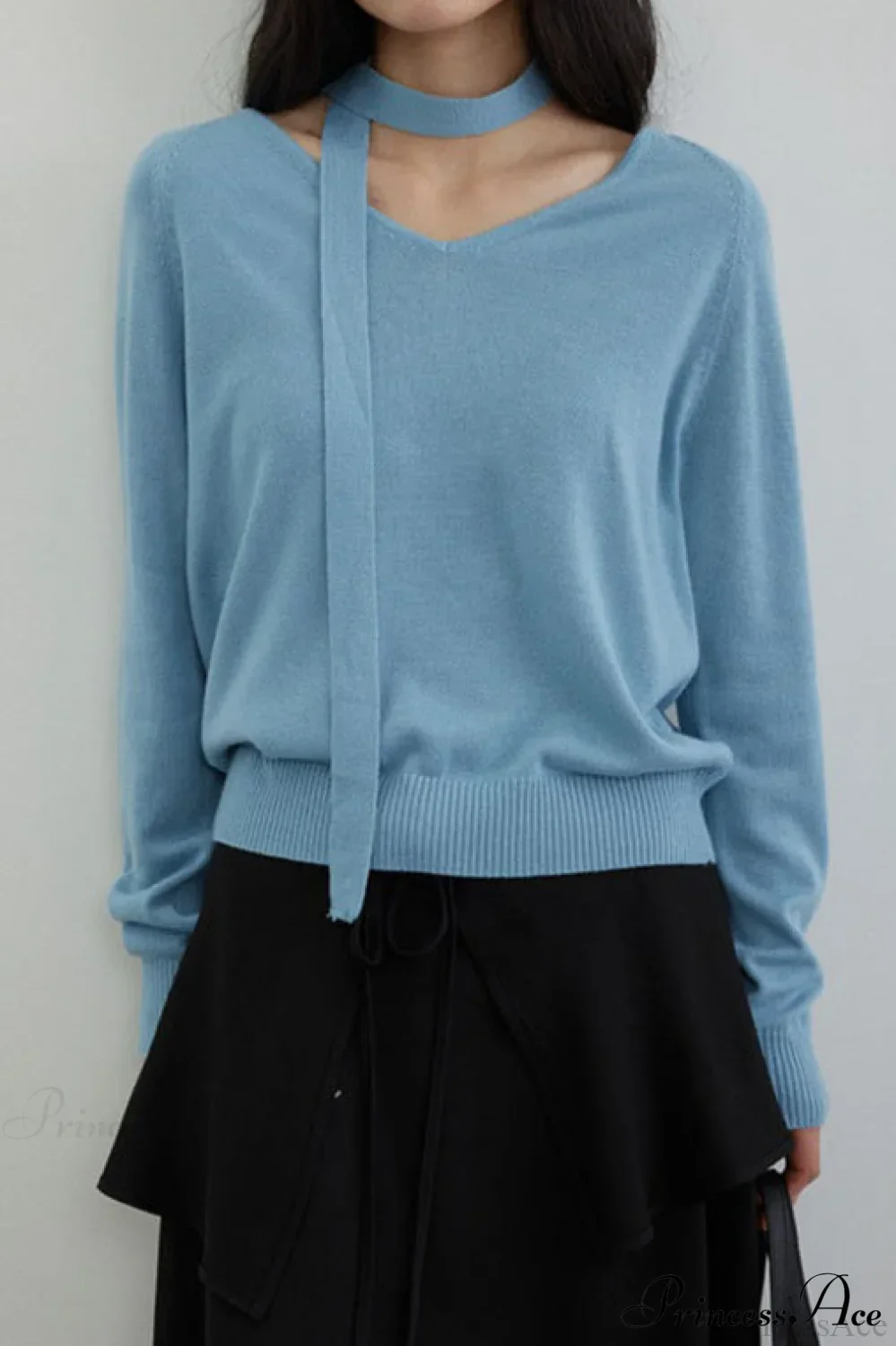 Wool V-Neck Oversized Long-Sleeve Knit Top - Image 3