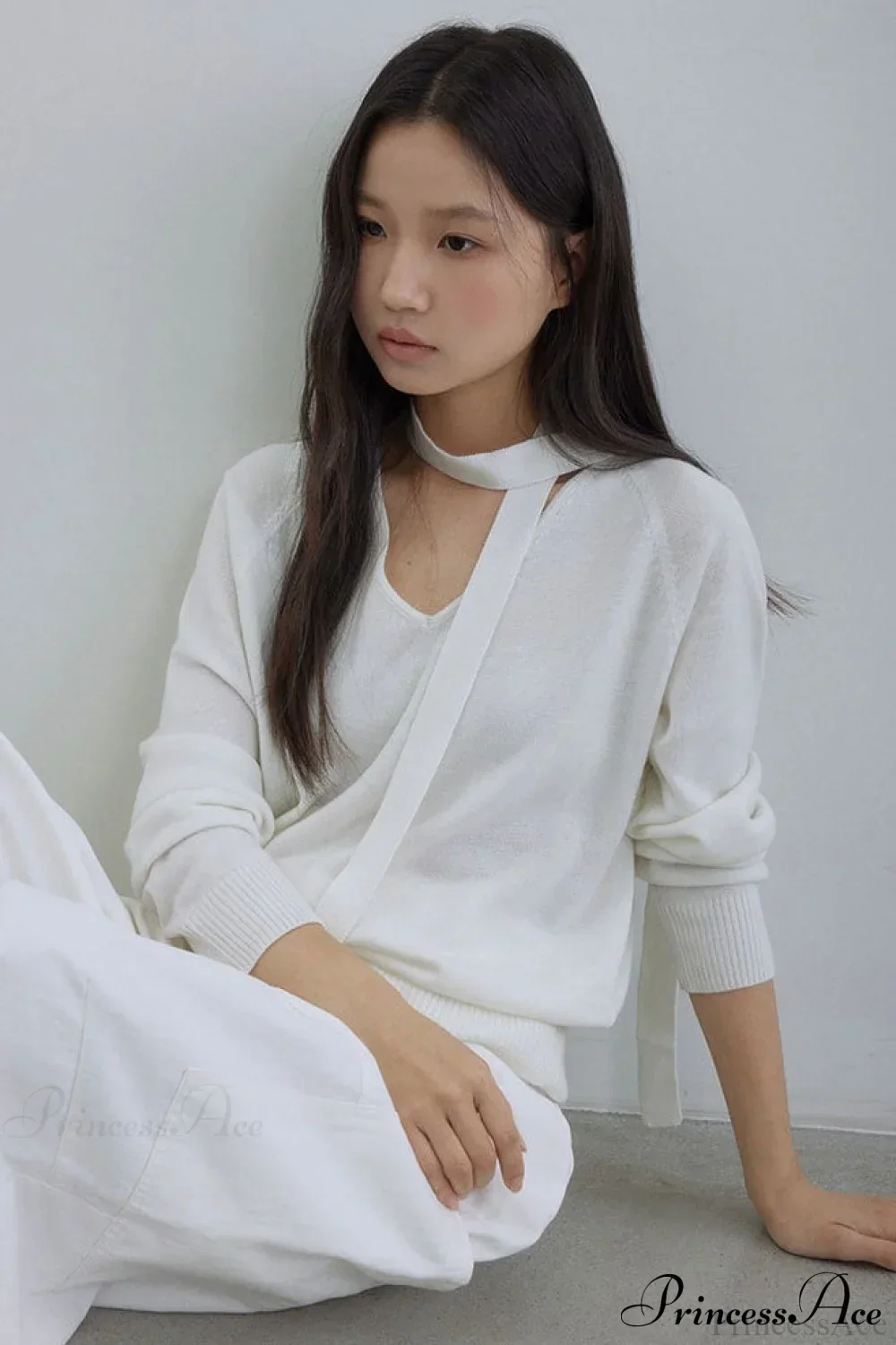 Wool V-Neck Oversized Long-Sleeve Knit Top - Image 6