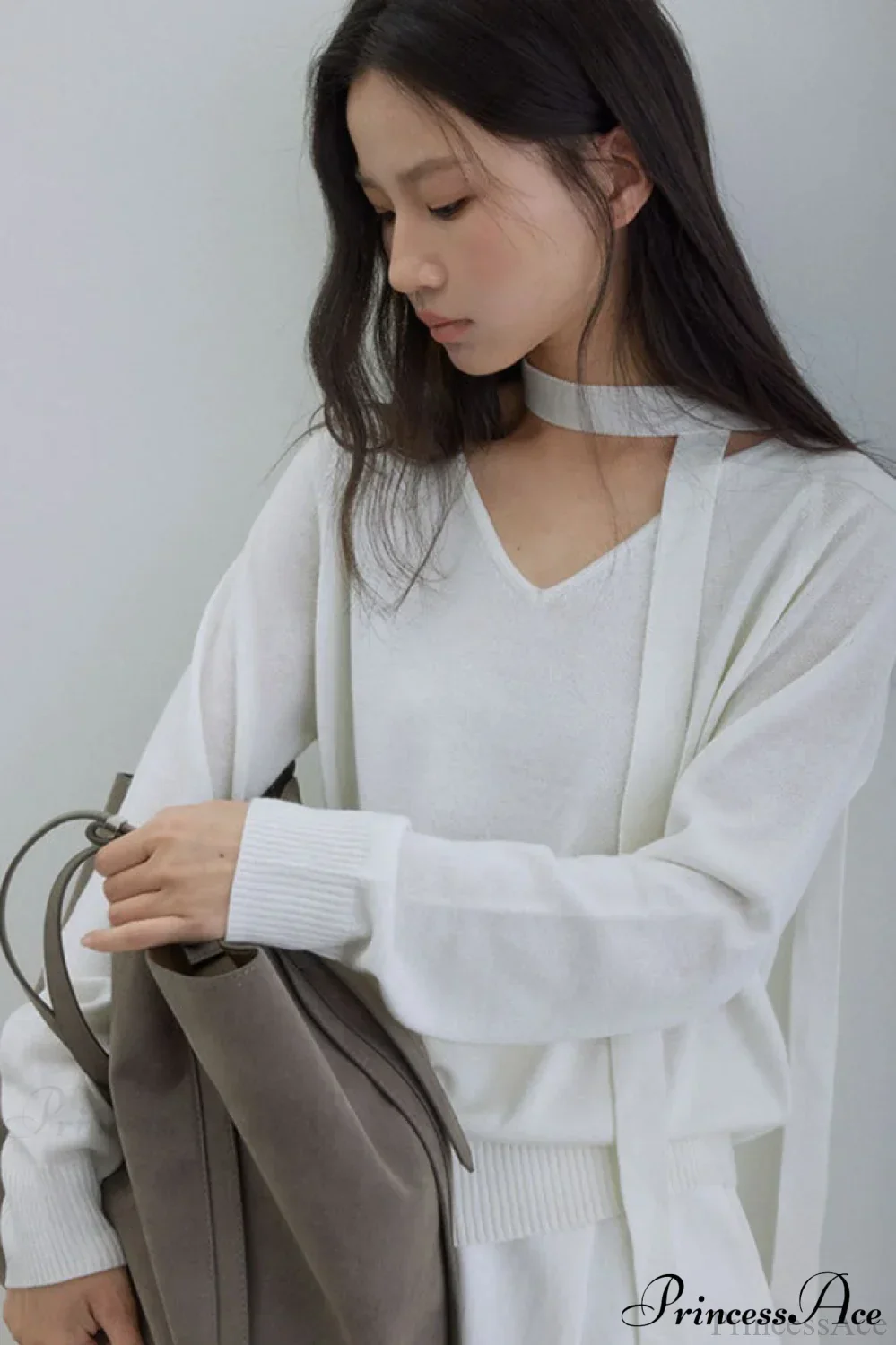Wool V-Neck Oversized Long-Sleeve Knit Top - Image 8