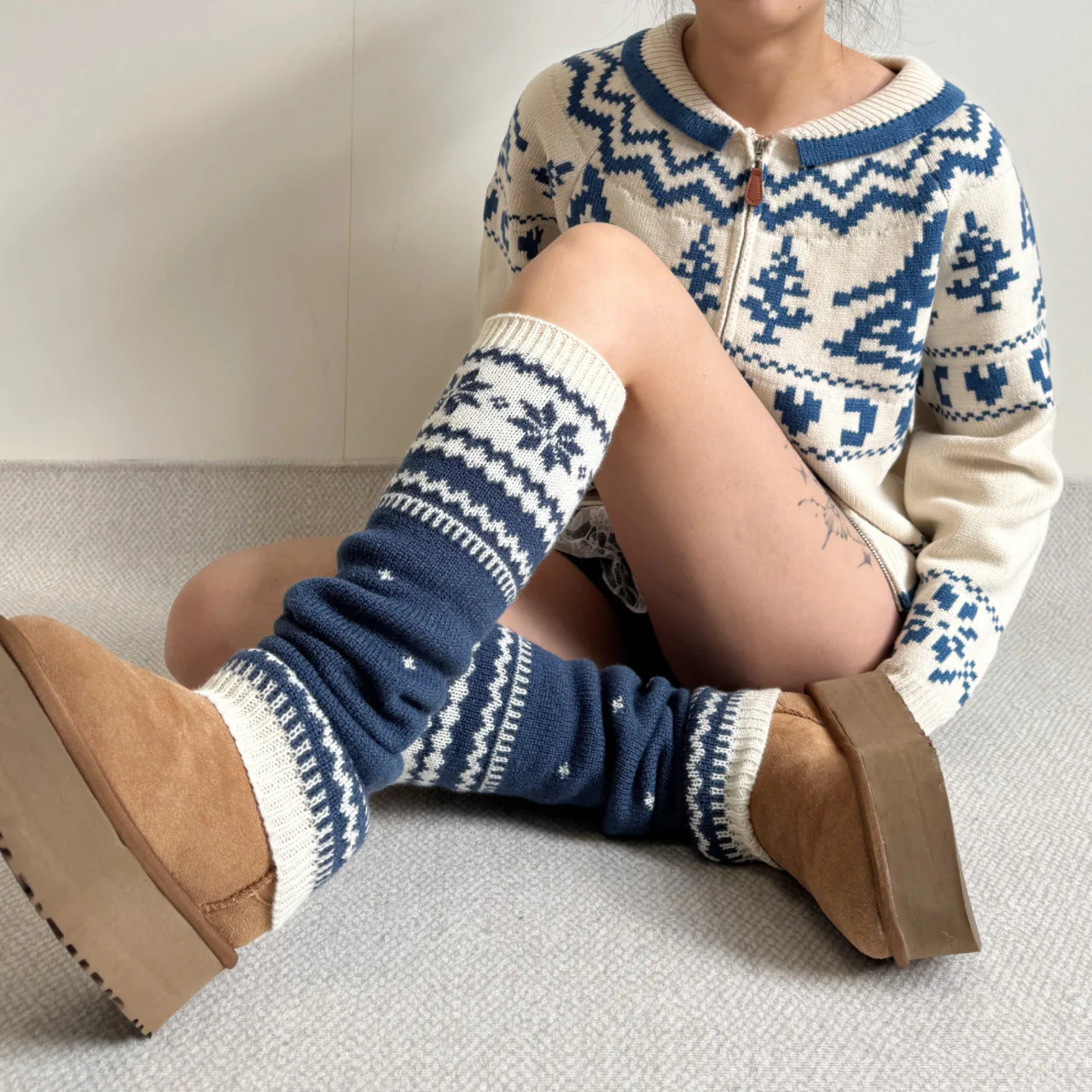 Snowflake Red Knit Warm Slouchy Leg Warmers - Image 6