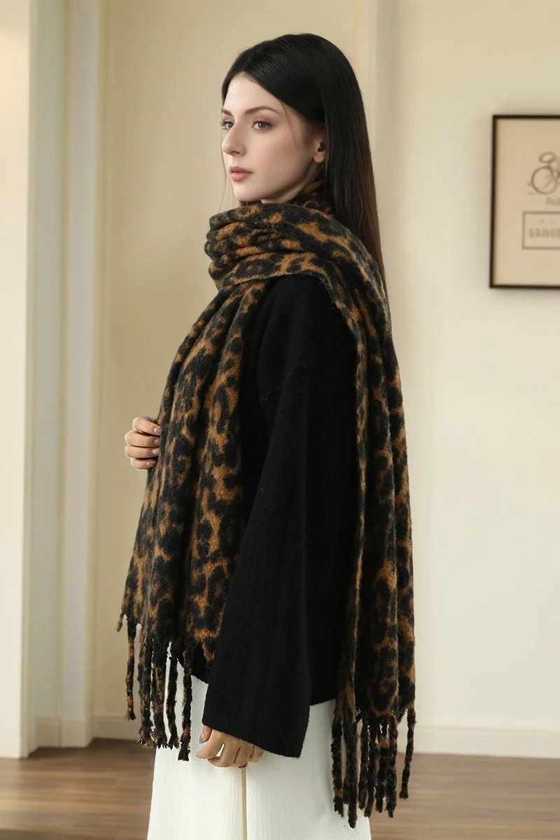 Faux Cashmere Leopard Print Thick Fringed Scarf - Image 4