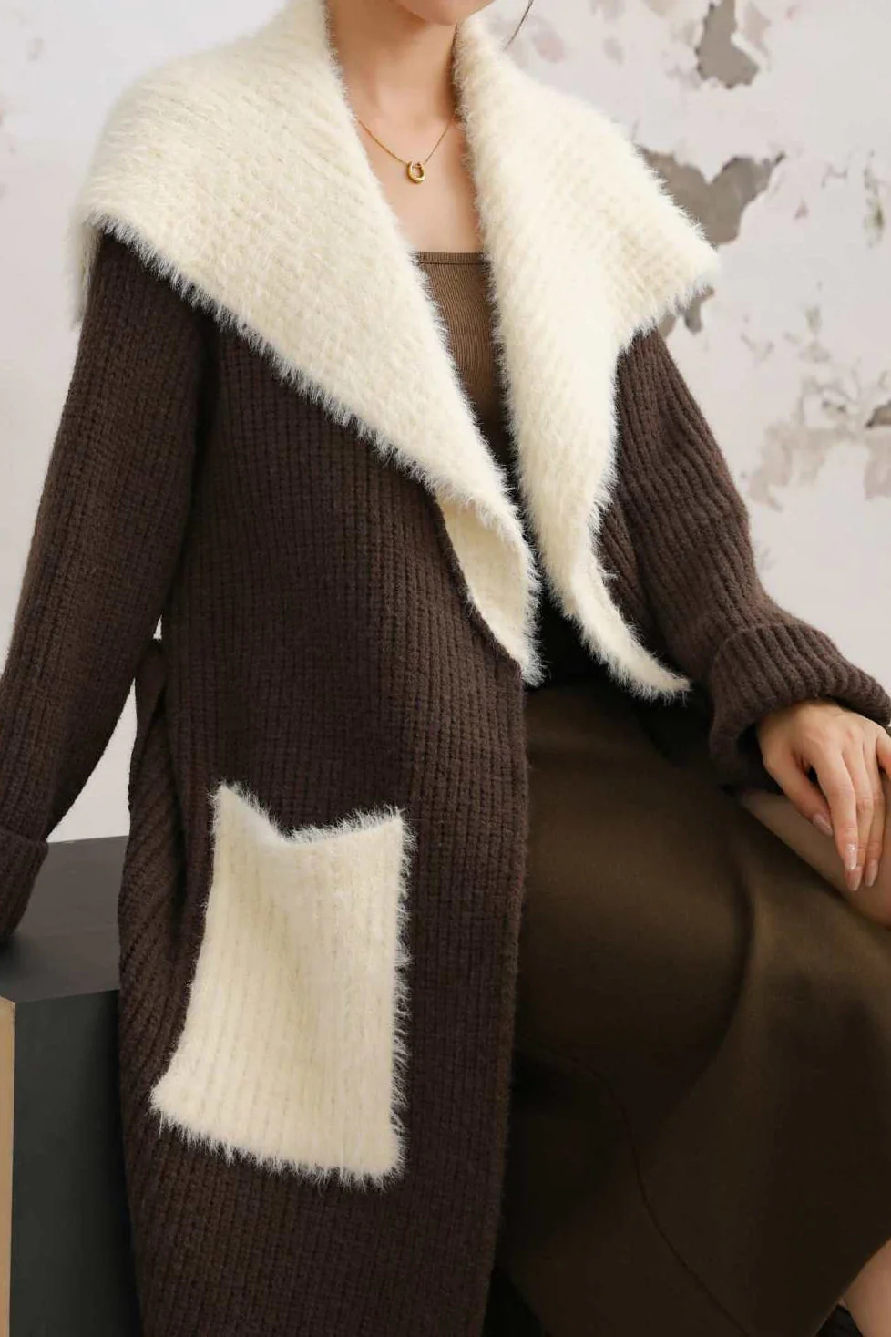 Faux Fur Collar Long Patchwork Loose Knit Overcoat - Image 5
