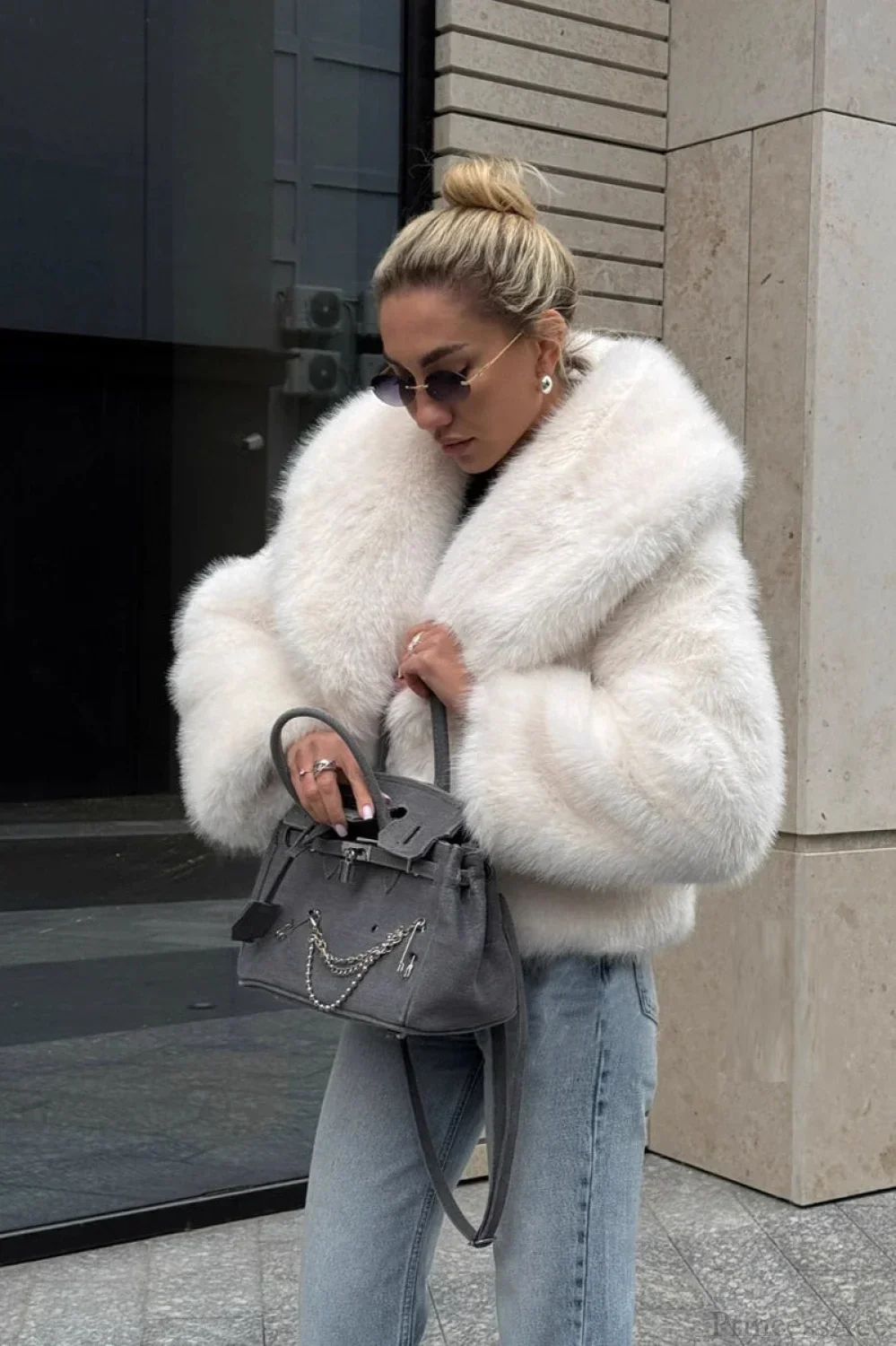 Faux Fur Collared Warm Longline Coat - Image 5