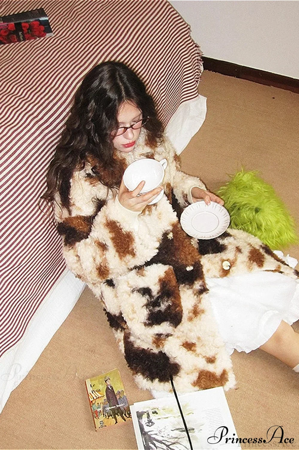 Faux Fur Long Minimalist Coat - Image 3