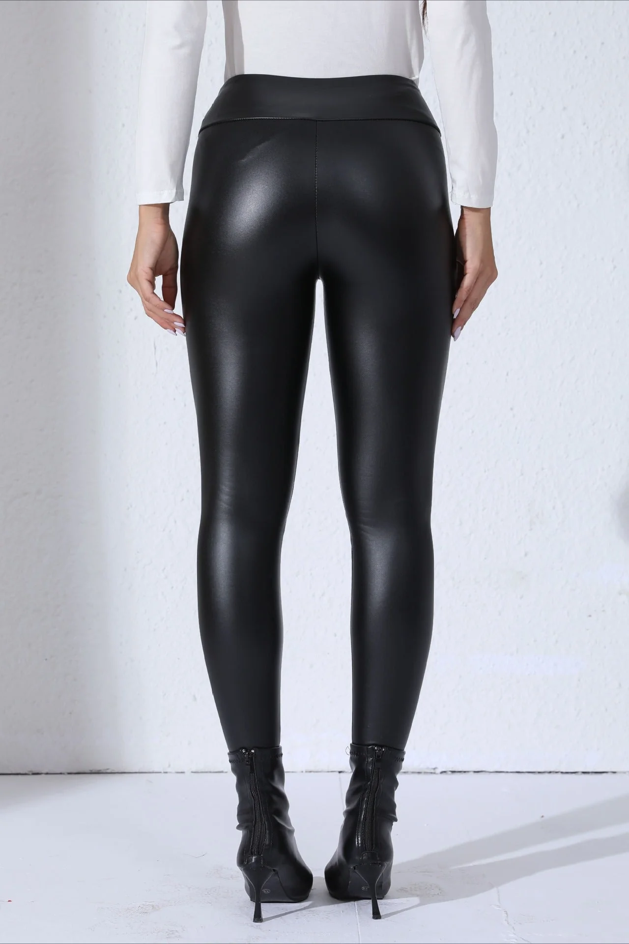 Faux Leather Thermal High-Rise Sculpting Leggings - Image 2