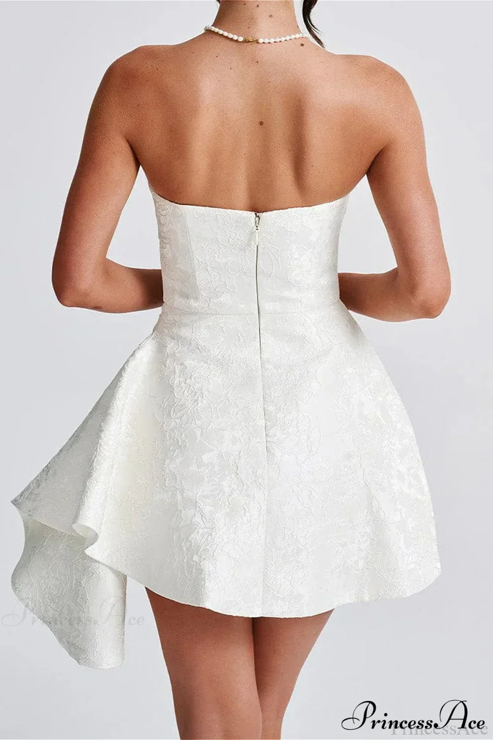 Fitted Strapless Chic Party Dress - Image 4