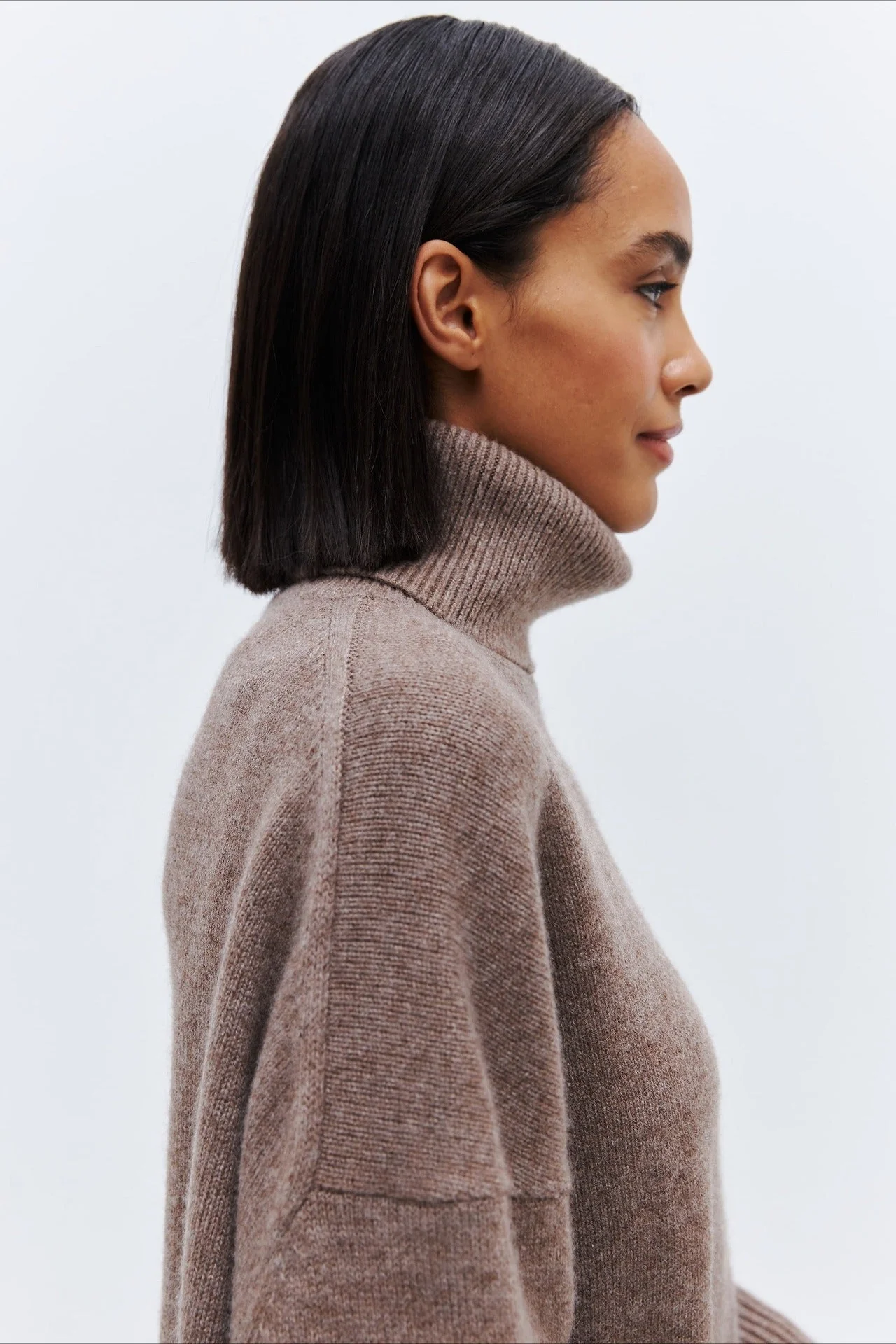 Anti-Pilling Loose Turtleneck Sweater - Image 11