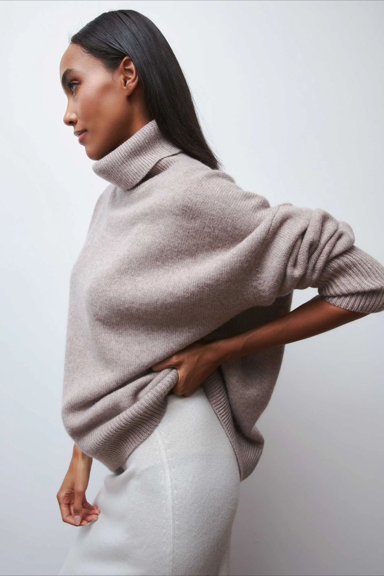 Anti-Pilling Loose Turtleneck Sweater - Image 2