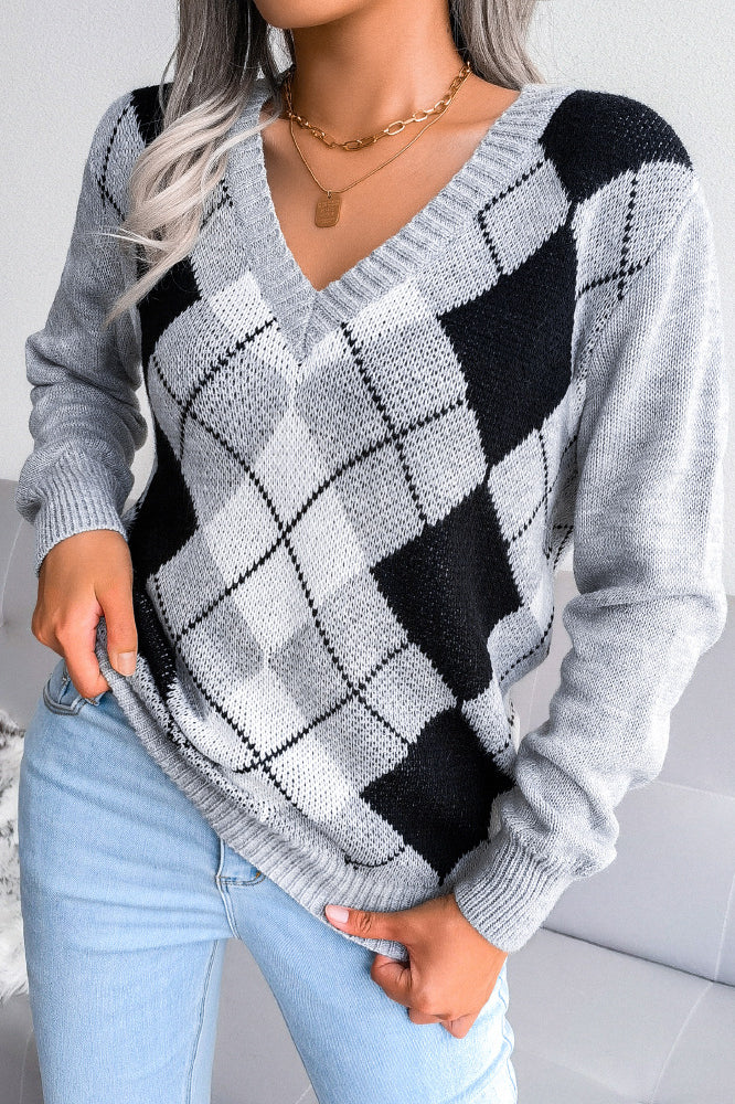 Argyle V-Neck Knit Pullover Sweater - Image 6