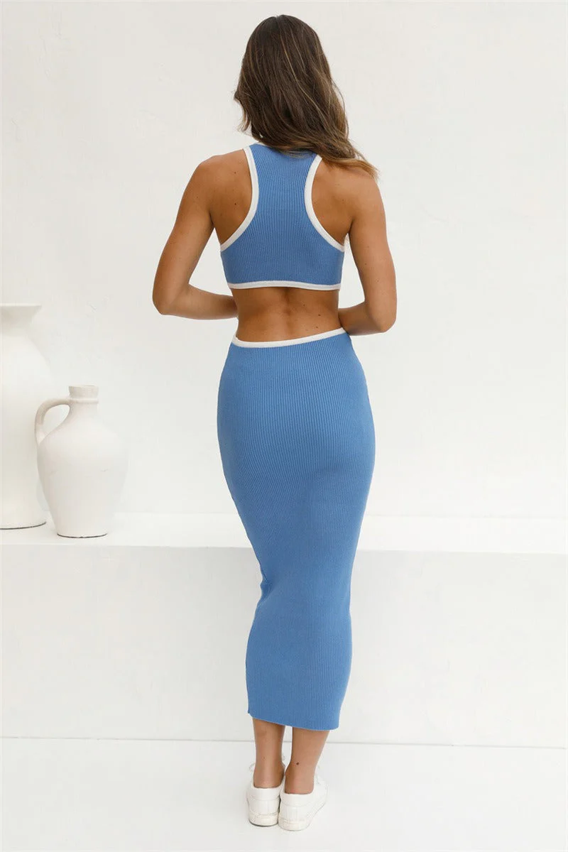 Backless Bodycon Sweater Dress - Image 5