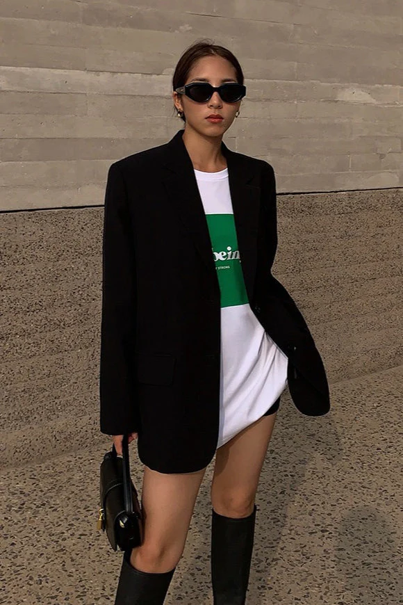 Black Slouchy Retro Style Blazer - Image 7