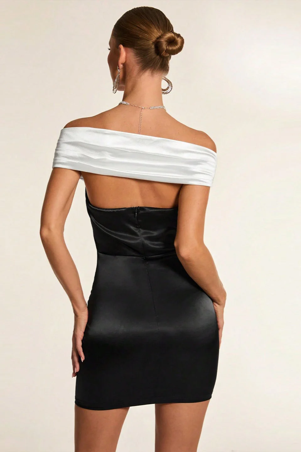 Black White Off Shoulder Party Dress - Image 4