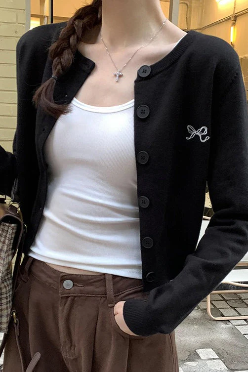 Bow Embroidered Knit Cardigan - Image 12