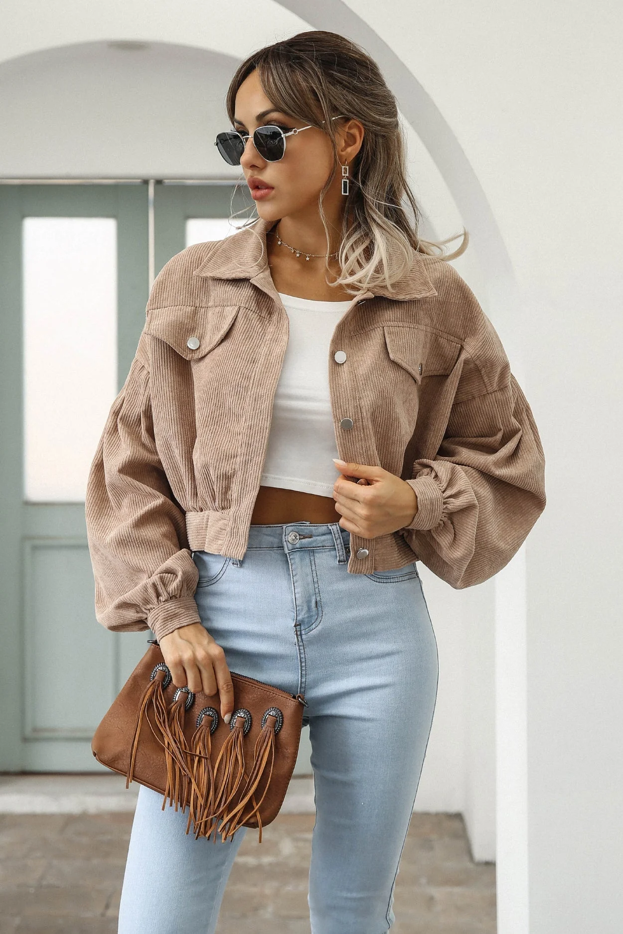 Button Up Corduroy Short Jacket - Image 3