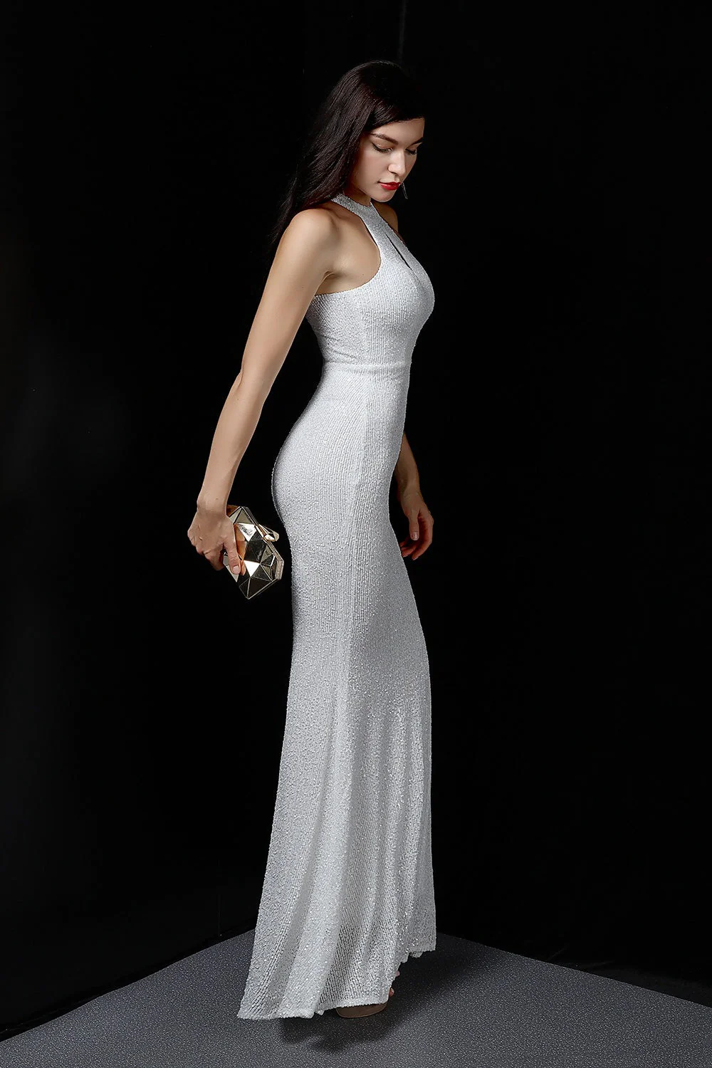 Plunging Neck Mermaid Formal Dress - Image 7