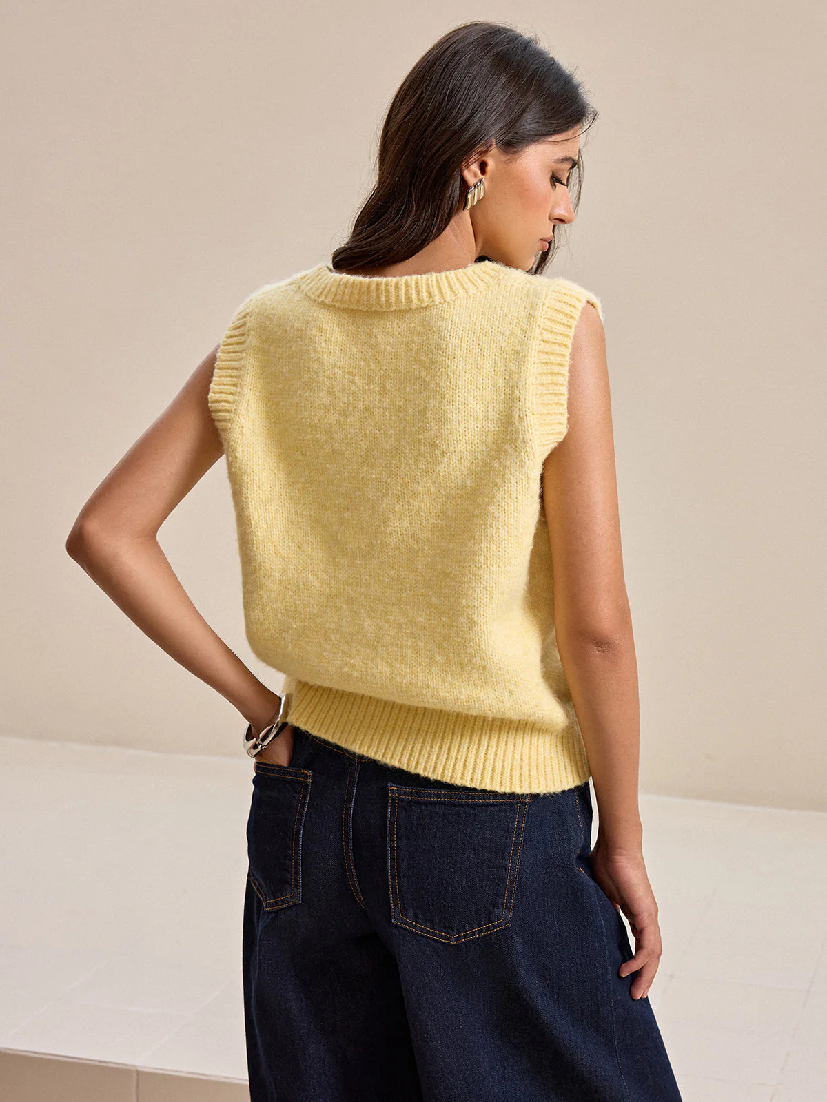 V-Neck Wool-Blend Knitted Vest - Image 6