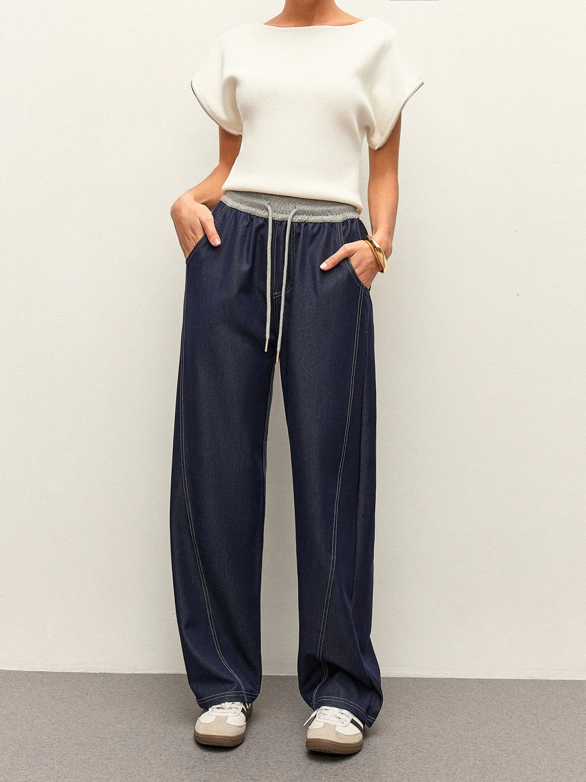 High-Waist Drawstring Denim Pants With Pockets - Image 3