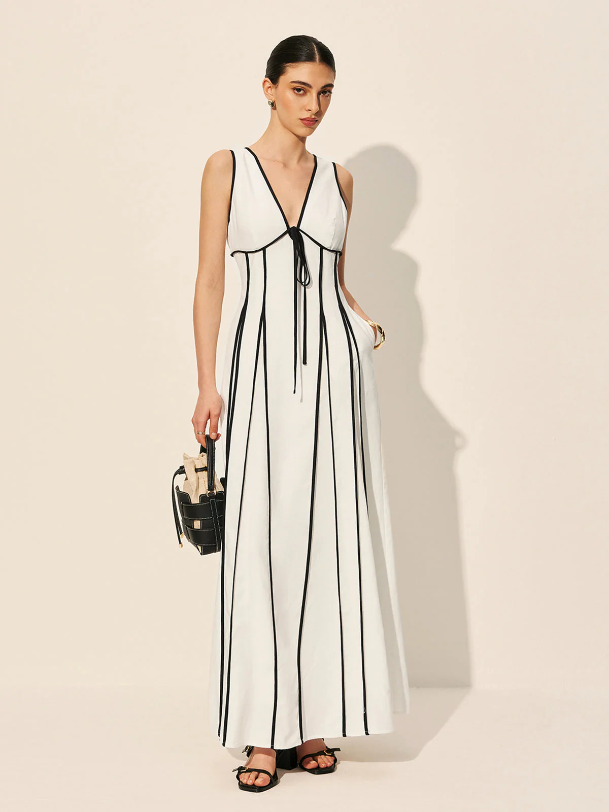 Contrast Trim Dress With Pockets