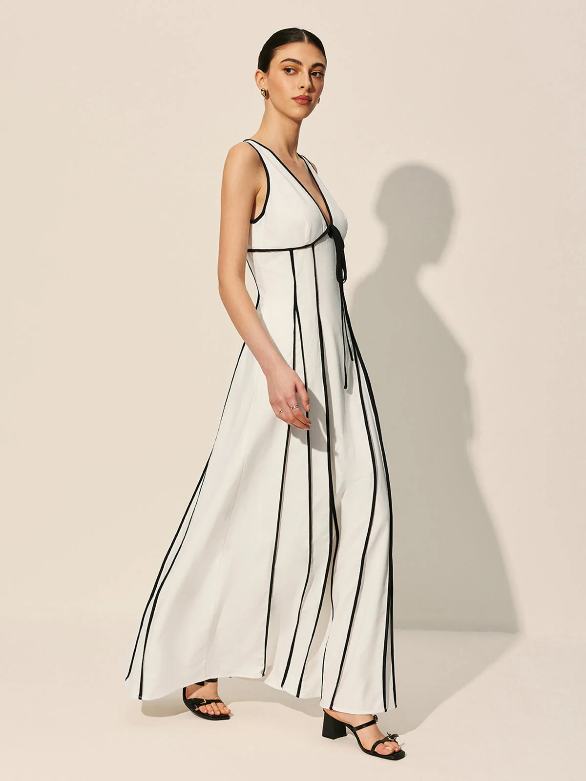 Contrast Trim Dress With Pockets - Image 2