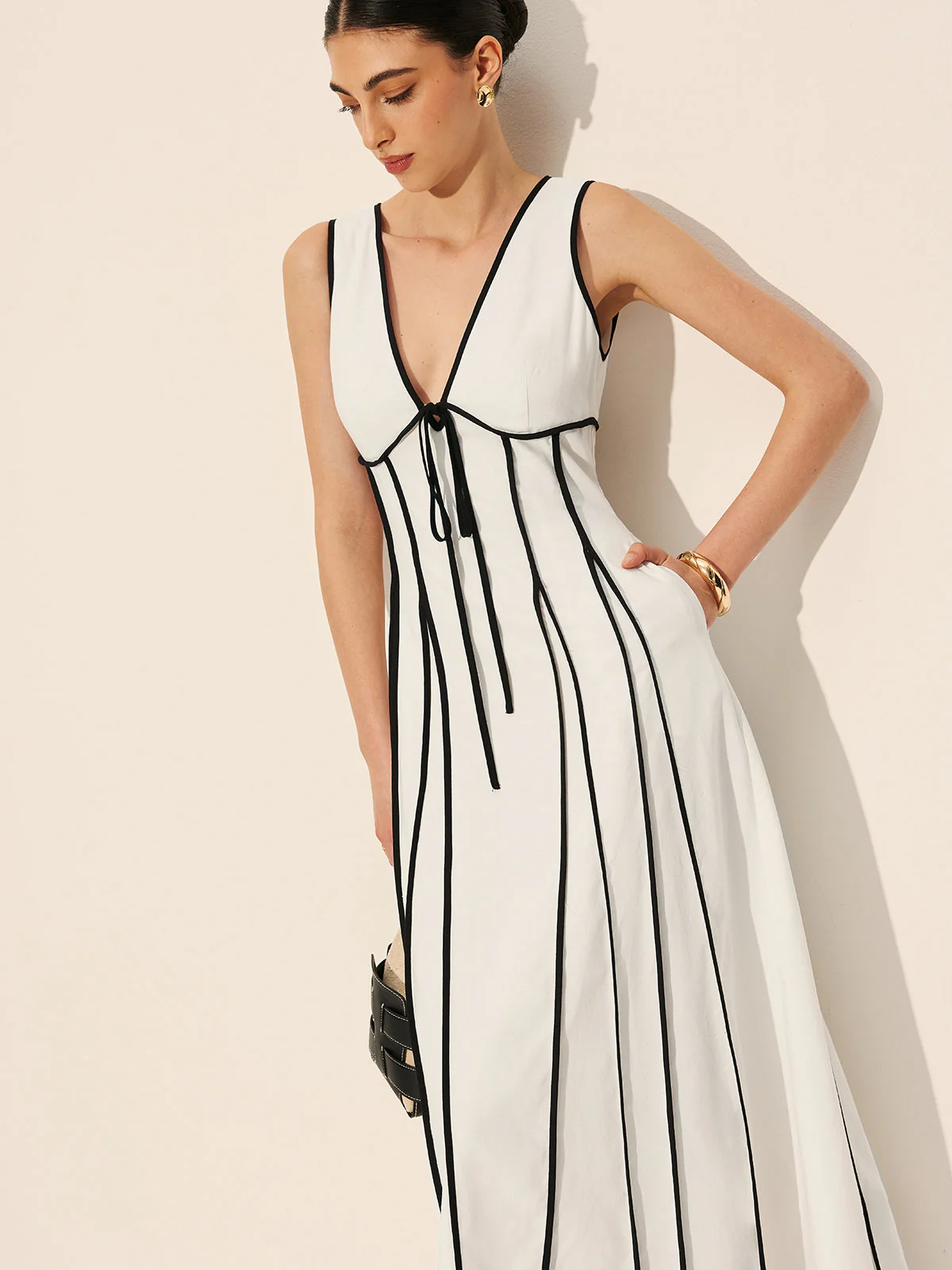 Contrast Trim Dress With Pockets - Image 3