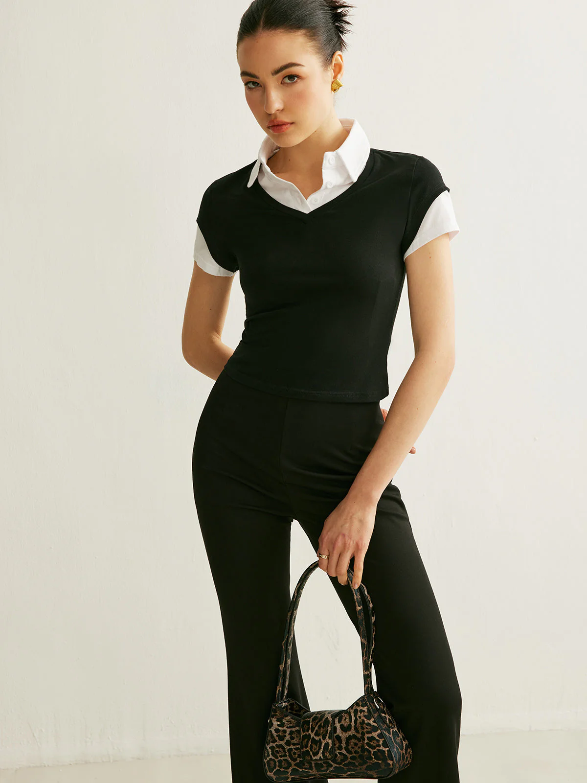 Polo Neck Color Block T-Shirt - Image 4