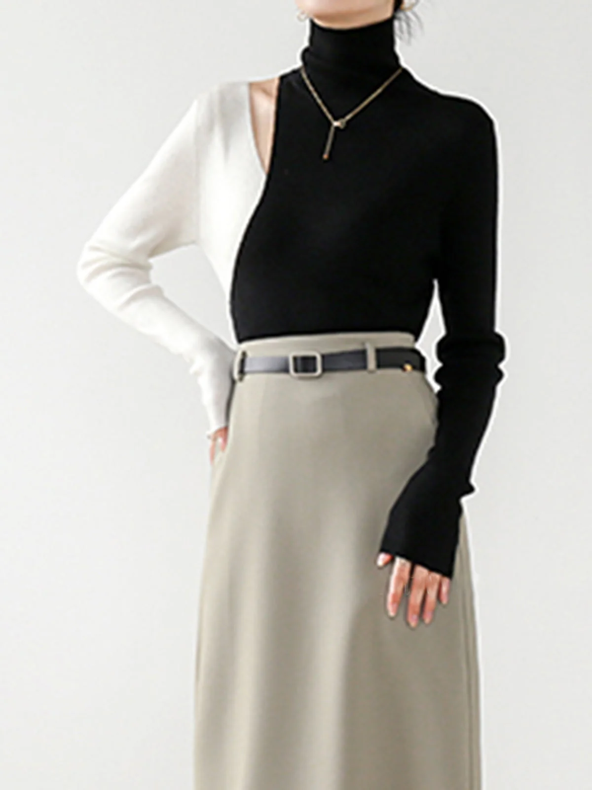 Color Block Cutout Knit Top - Image 4
