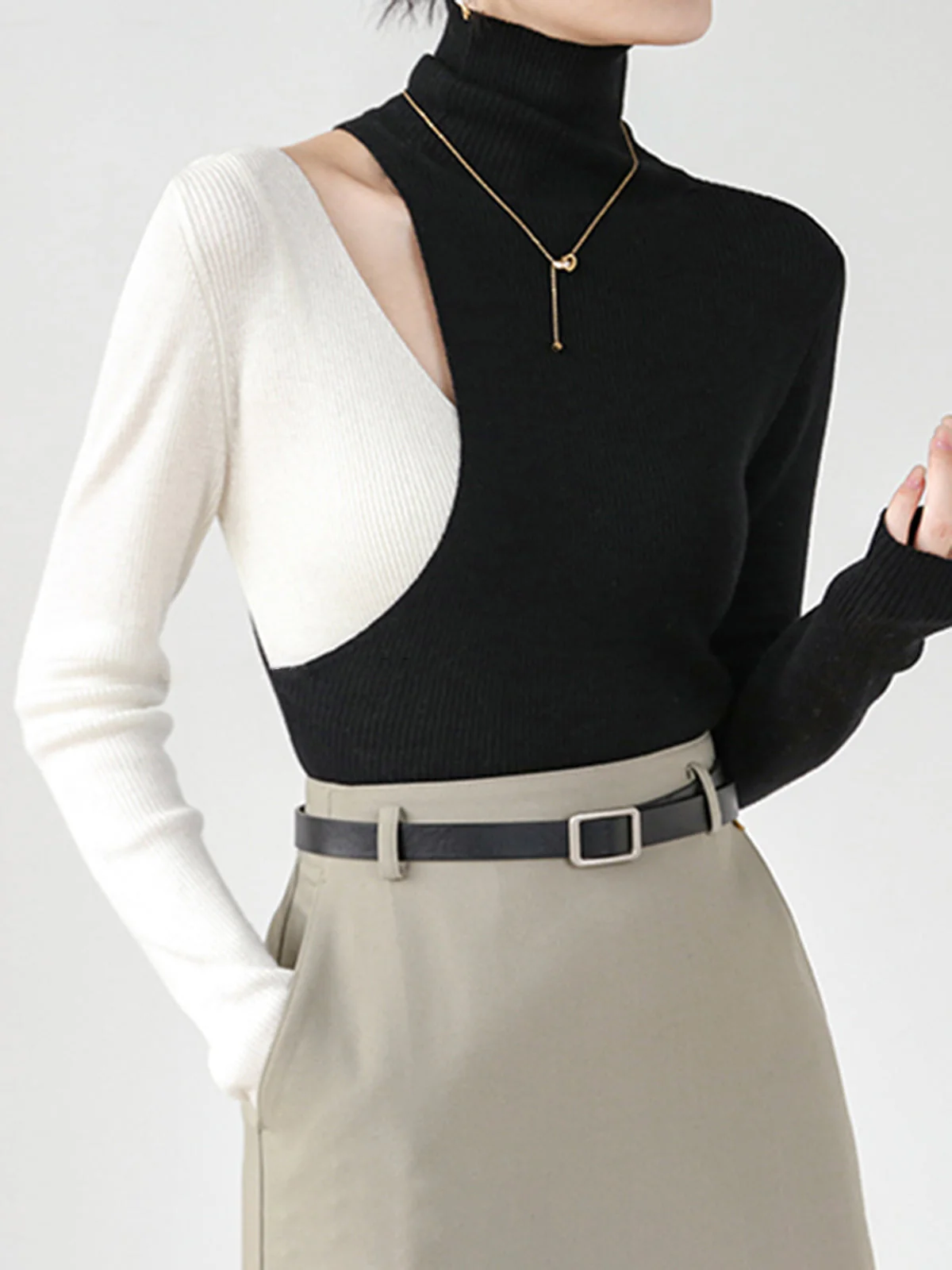 Color Block Cutout Knit Top - Image 5