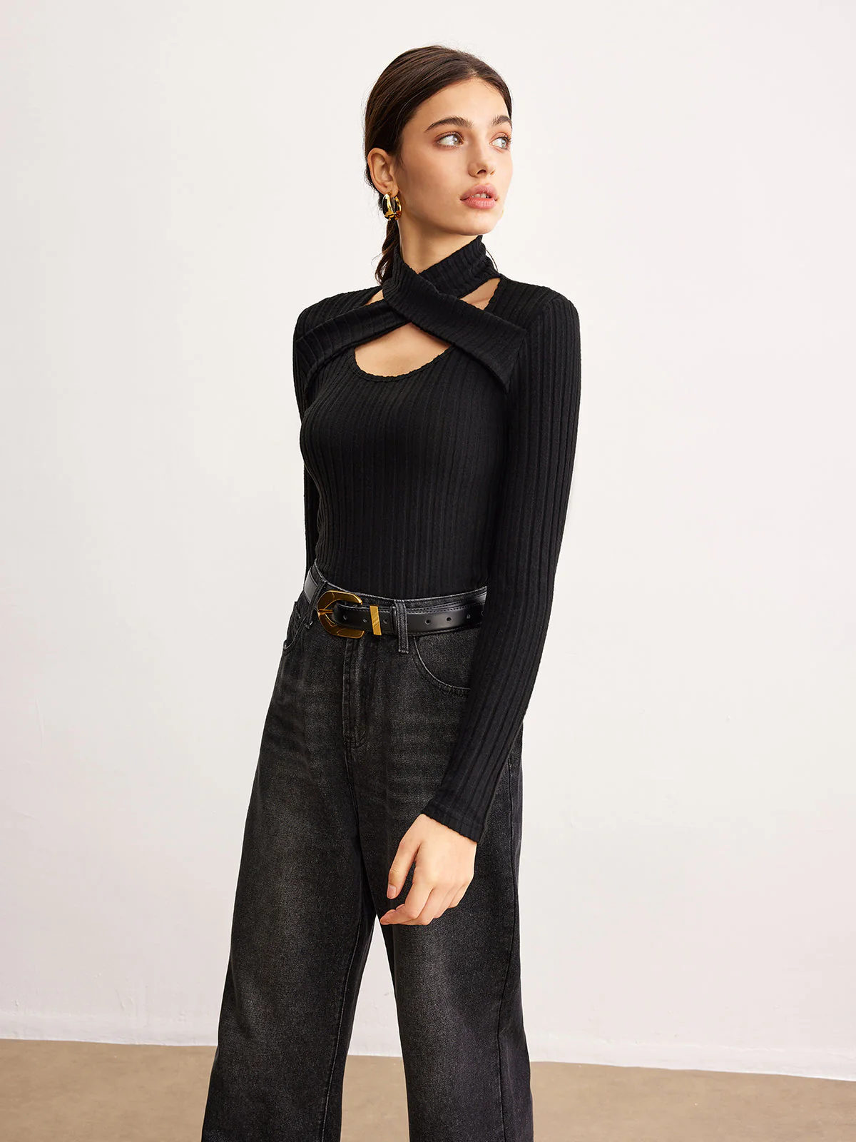 Criss Cross Neck Ribbed Top - Image 6