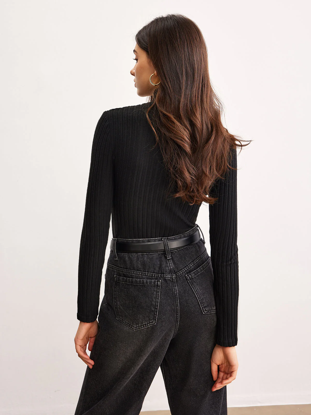 Criss Cross Neck Ribbed Top - Image 7