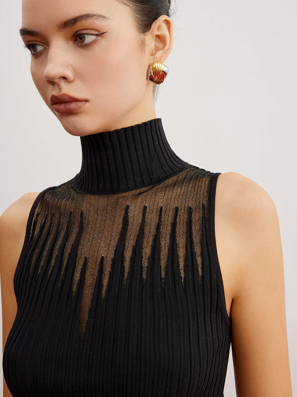 Crop Sheer Panel Sweater Vest - Image 4