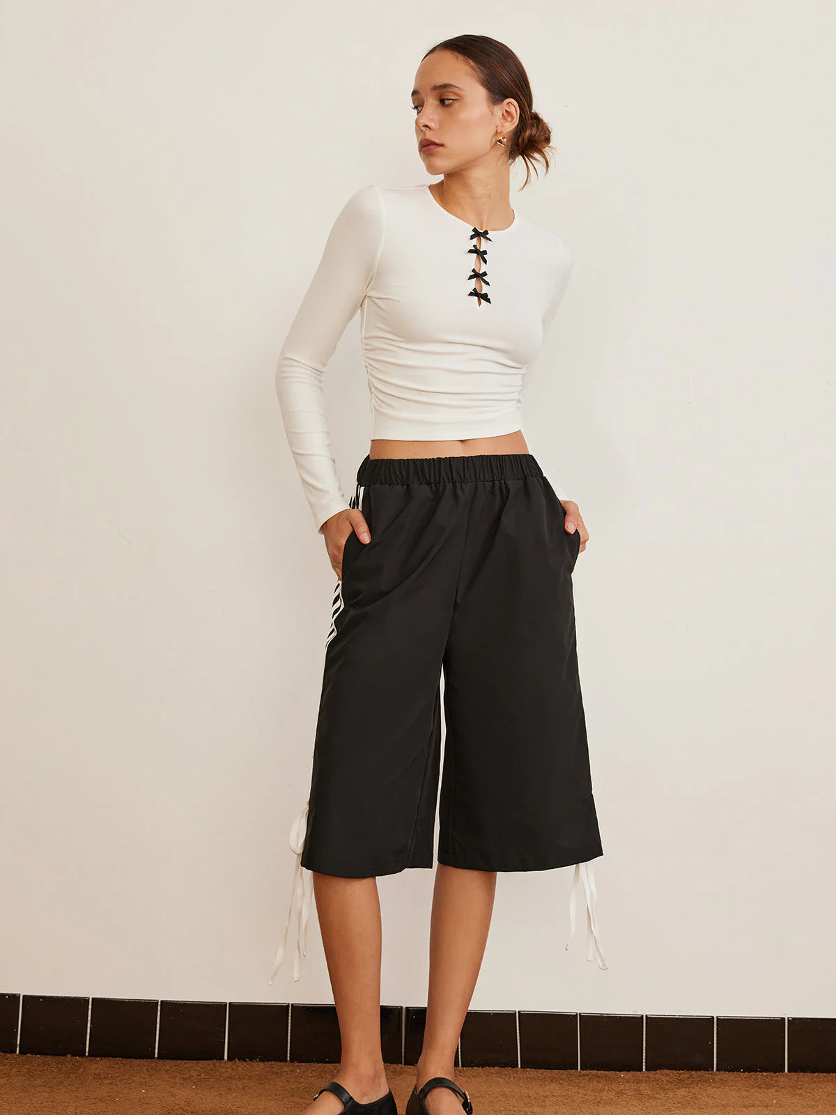 Bow Detail Plain T-Shirt - Image 2