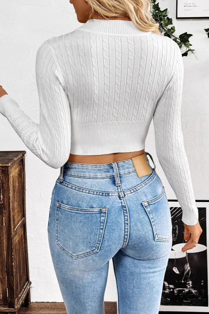 Crew Neck Cropped Cable Knit Sweater - Image 7