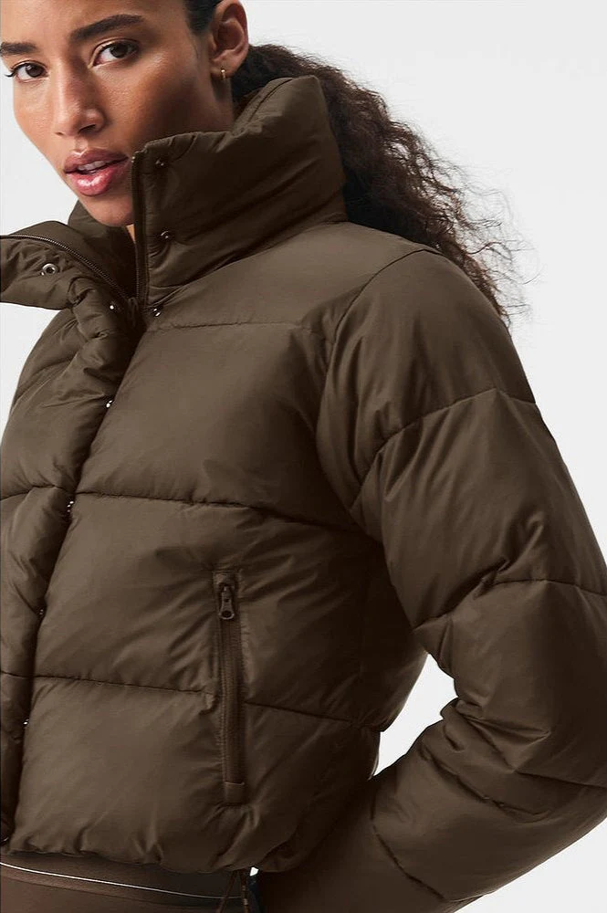 Cropped Fitted Quilted Puffer Jacket - Image 4