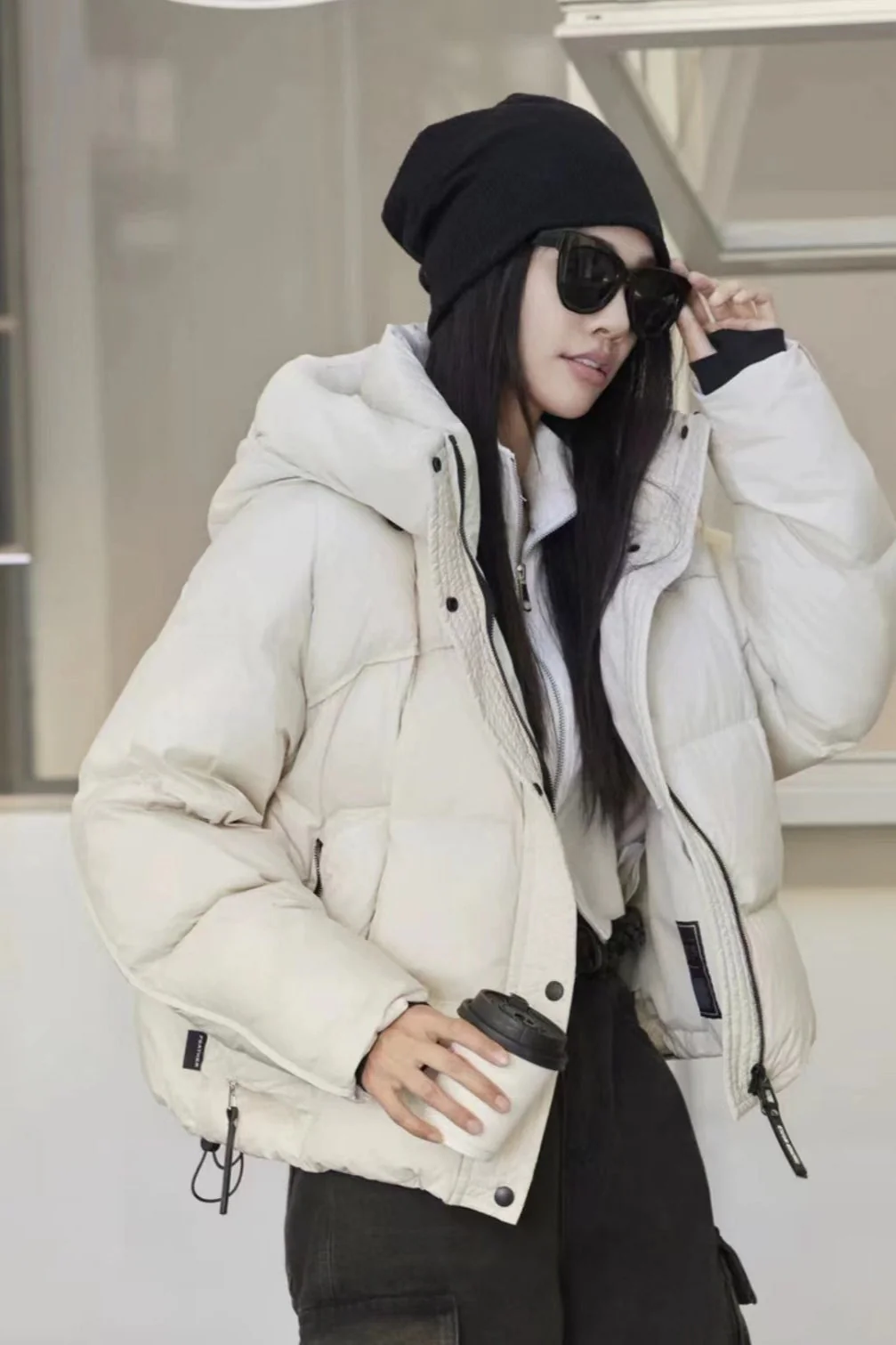 Cropped Hooded Insulated Puffer Jacket - Image 3