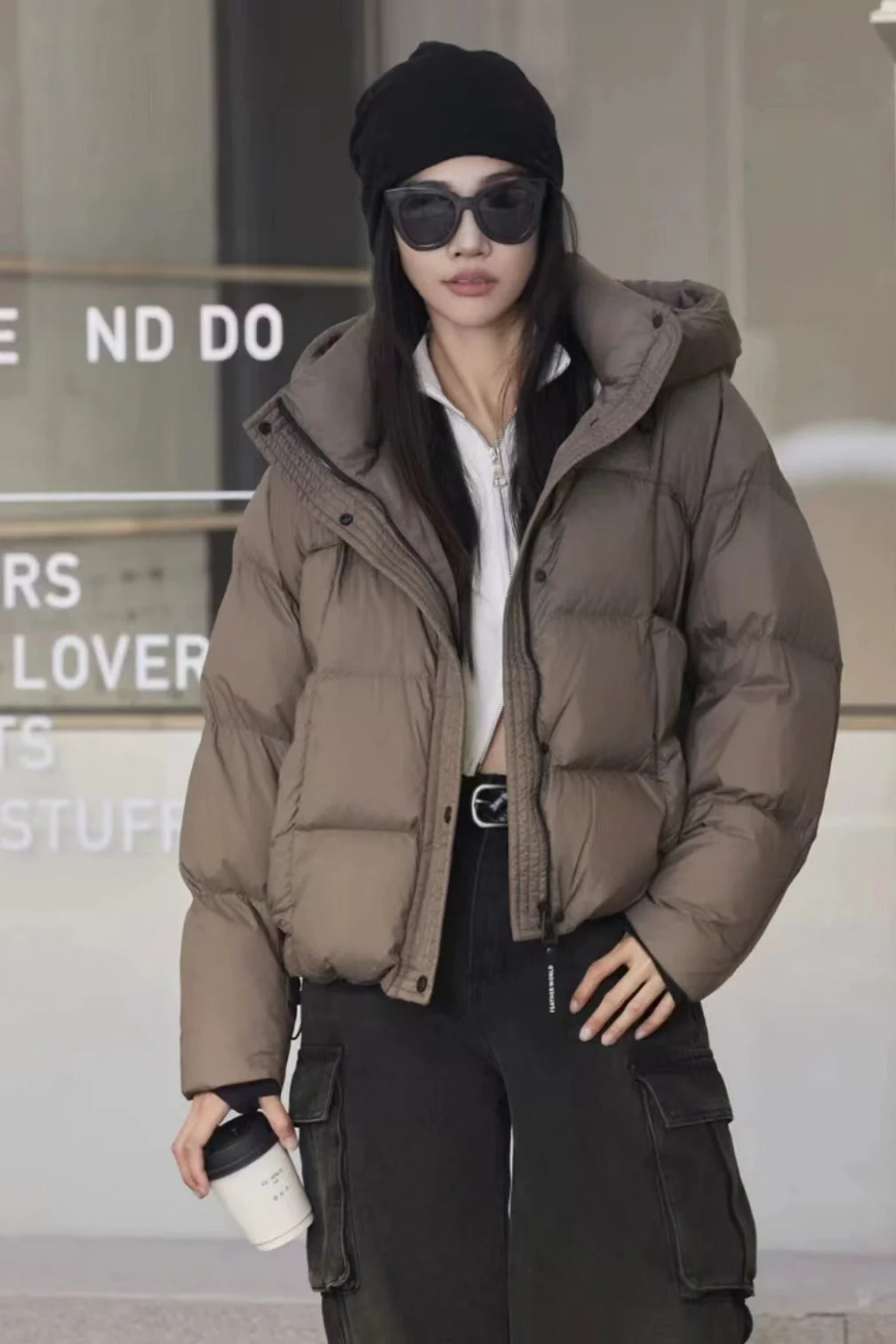 Cropped Hooded Insulated Puffer Jacket - Image 4
