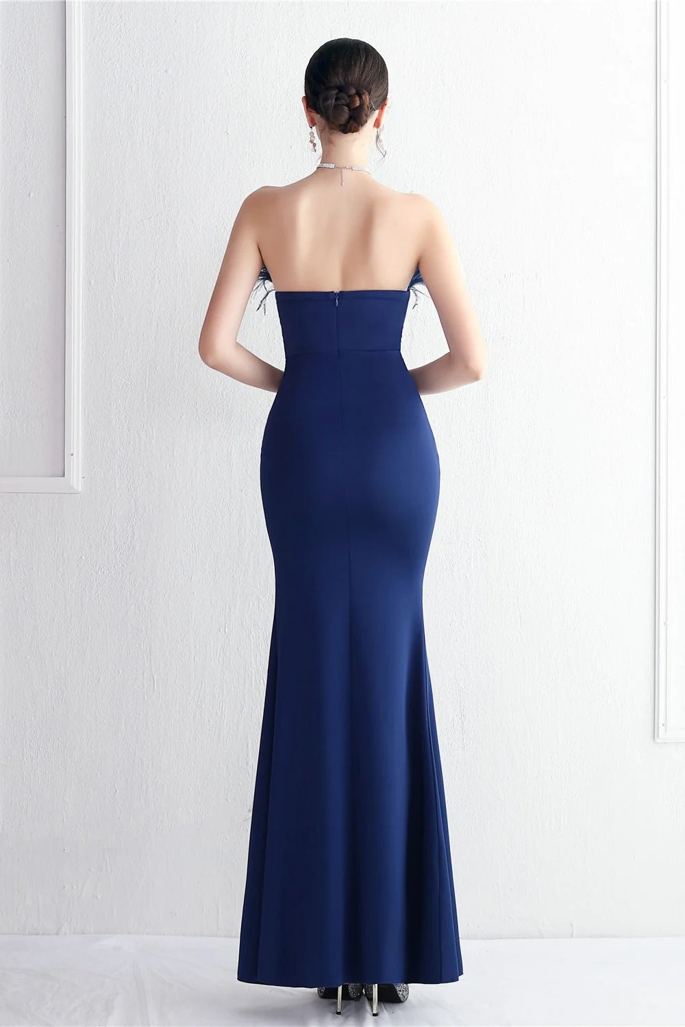 Elegant Feather Trim Strapless Formal Dress - Image 18