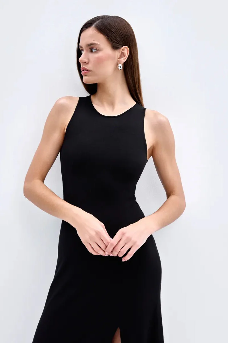 Elegant Knit Sleeveless Sweater Dress - Image 15