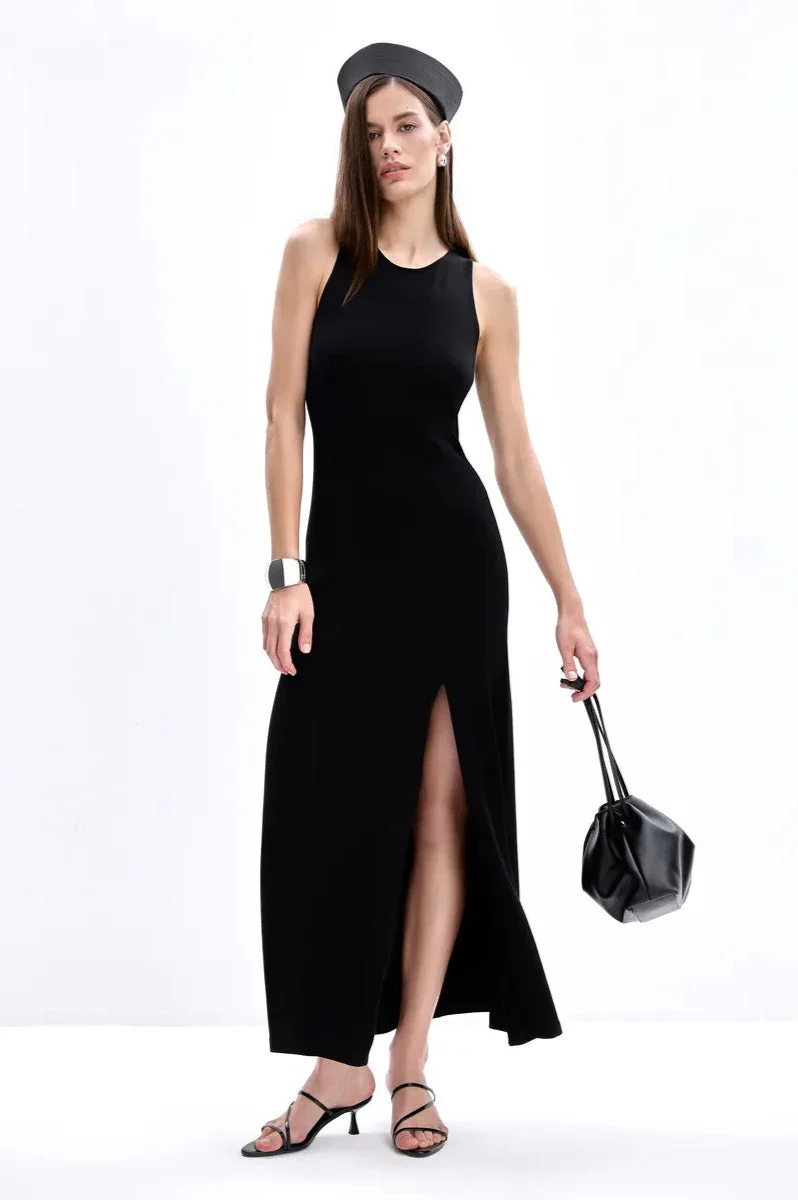Elegant Knit Sleeveless Sweater Dress - Image 16