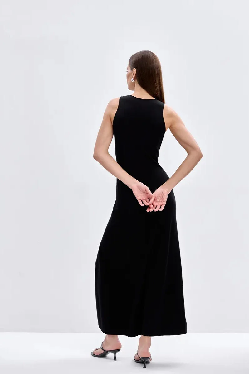 Elegant Knit Sleeveless Sweater Dress - Image 18