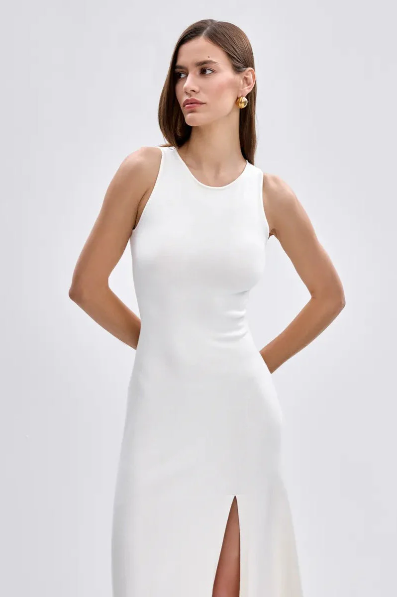 Elegant Knit Sleeveless Sweater Dress - Image 9