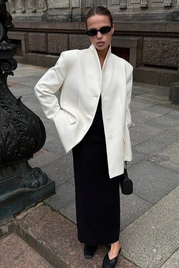 Elegant Loose Fit Blazer - Image 4