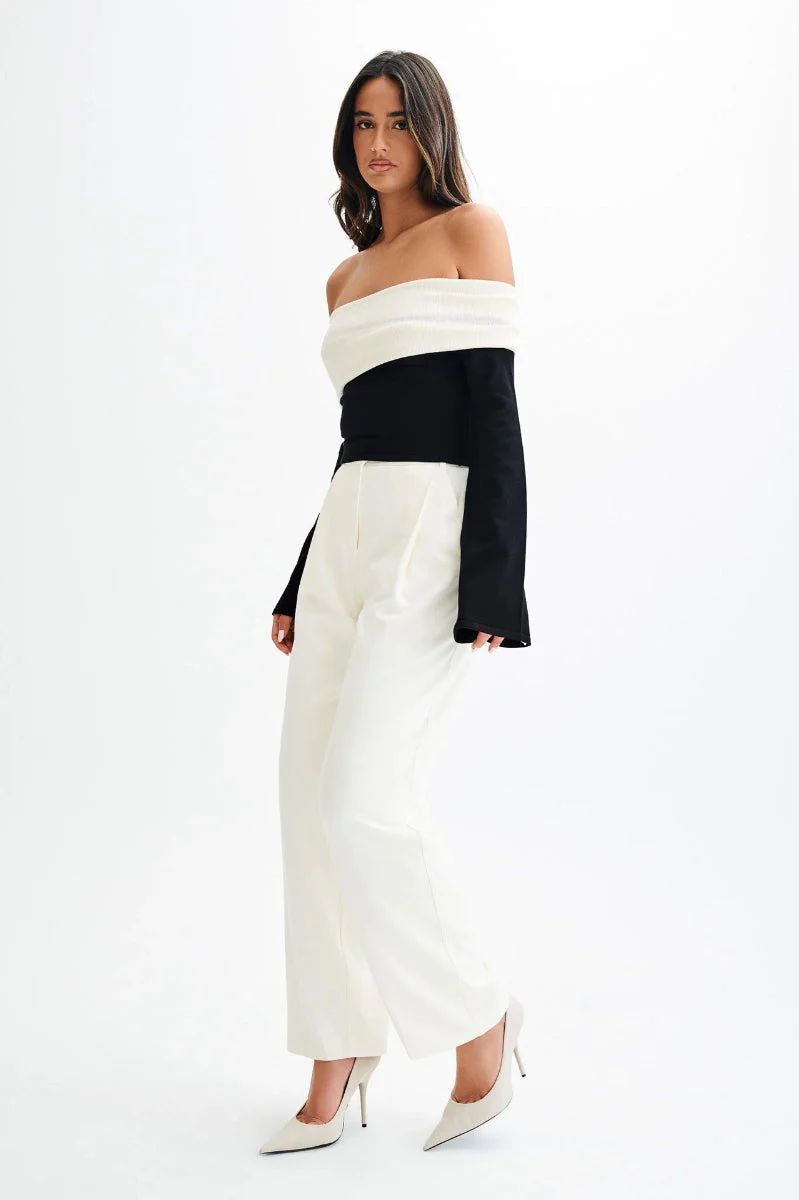 Elegant Off Shoulder Knit Sweater - Image 8