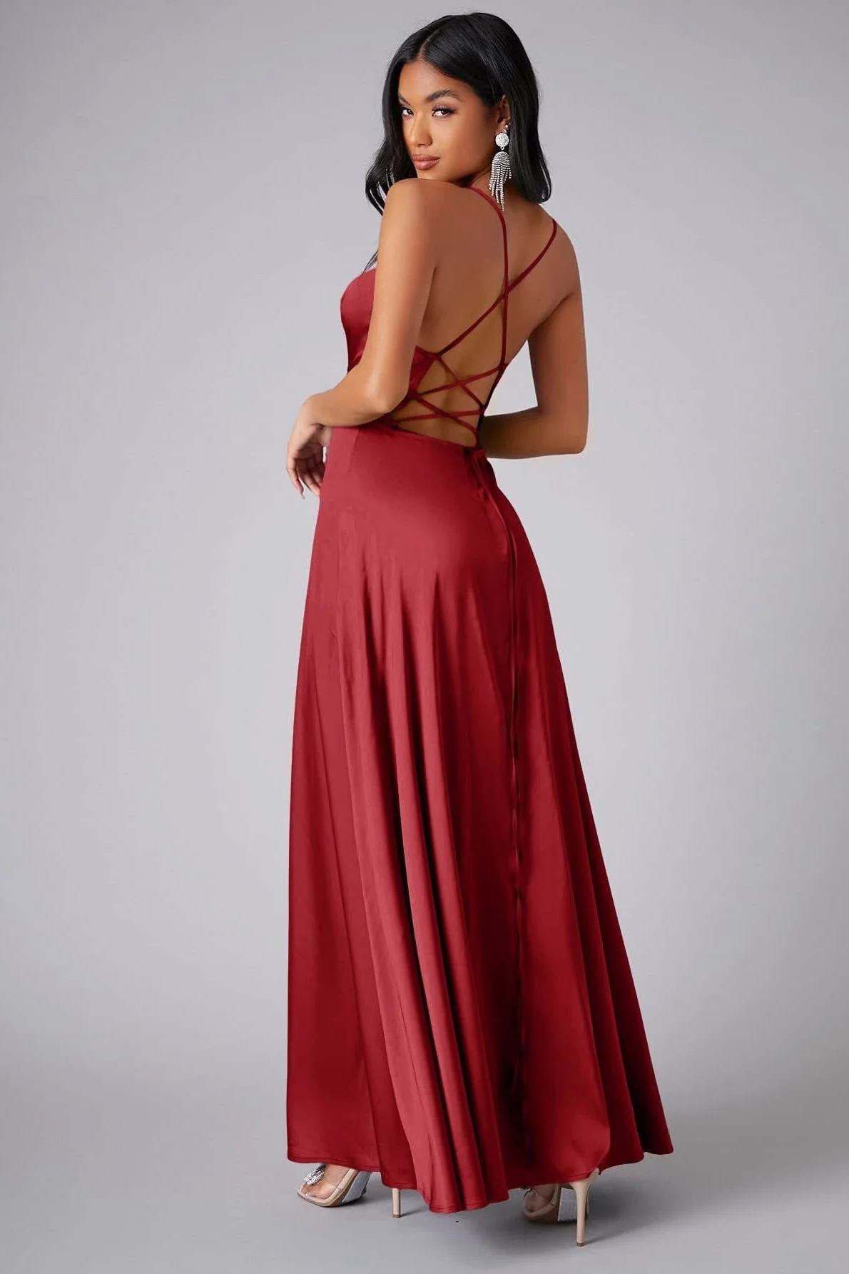 Elegant Spaghetti Strap Ruched Formal Dress - Image 7