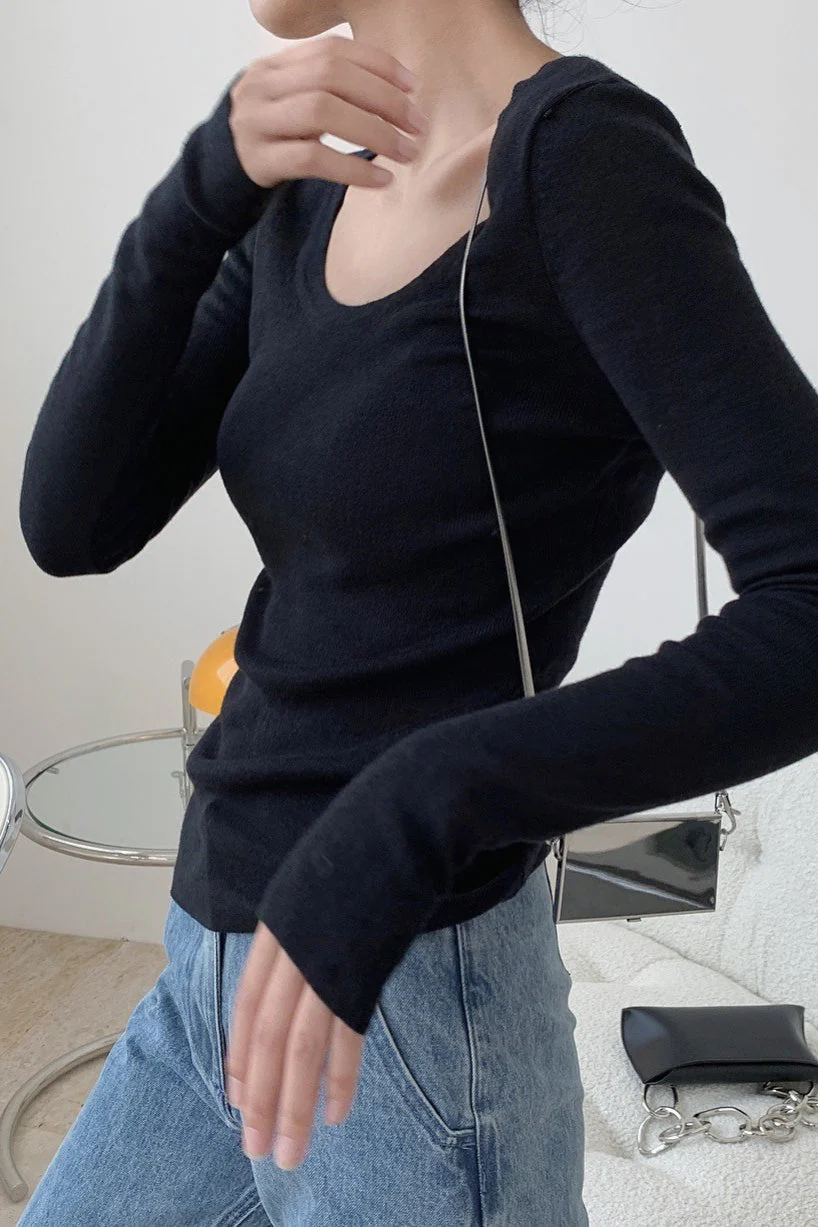 Elegant Turtleneck Bodycon Knit Top - Image 8