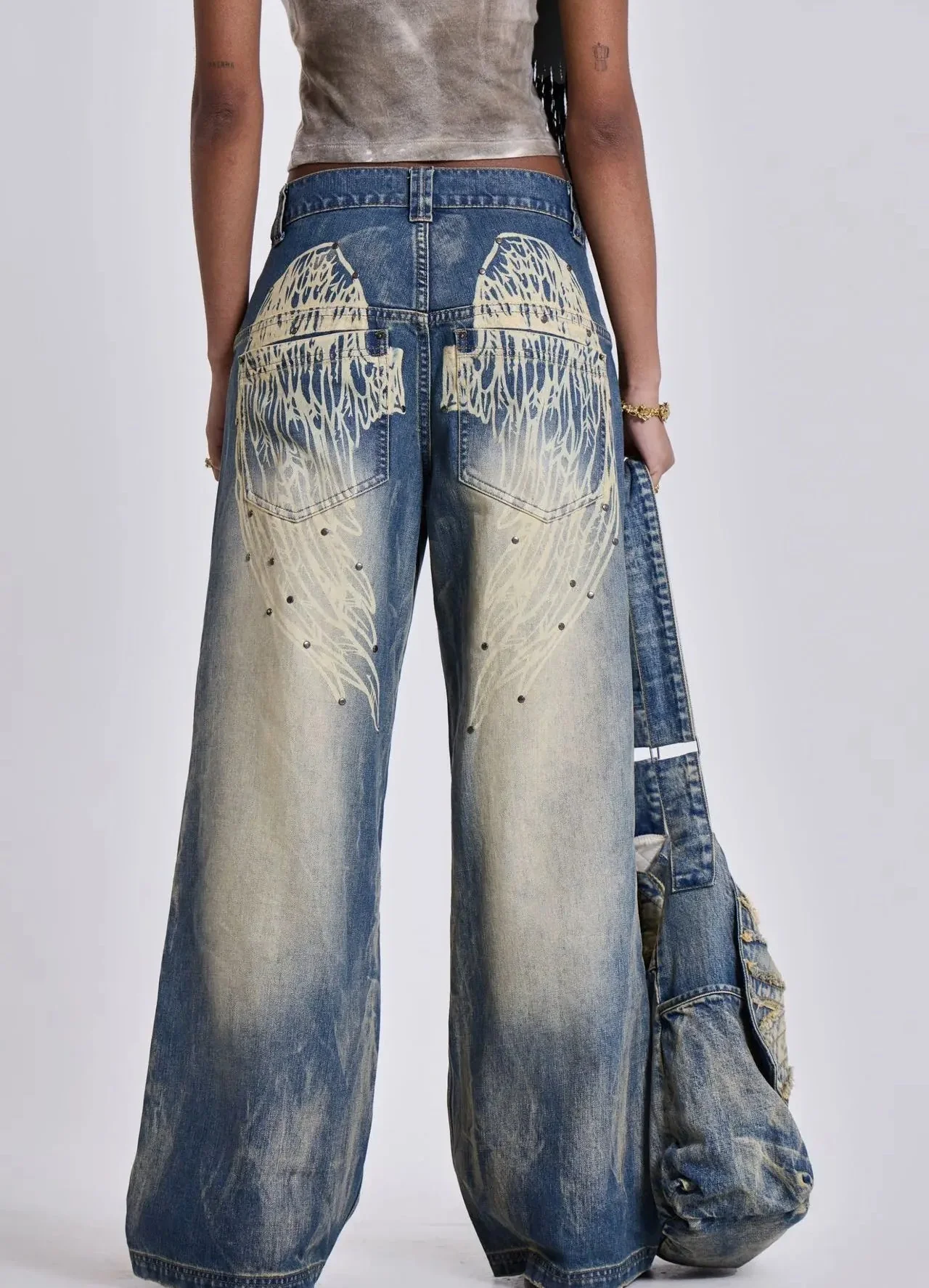 Gradient Wing Print Wide Leg Jeans - Image 14