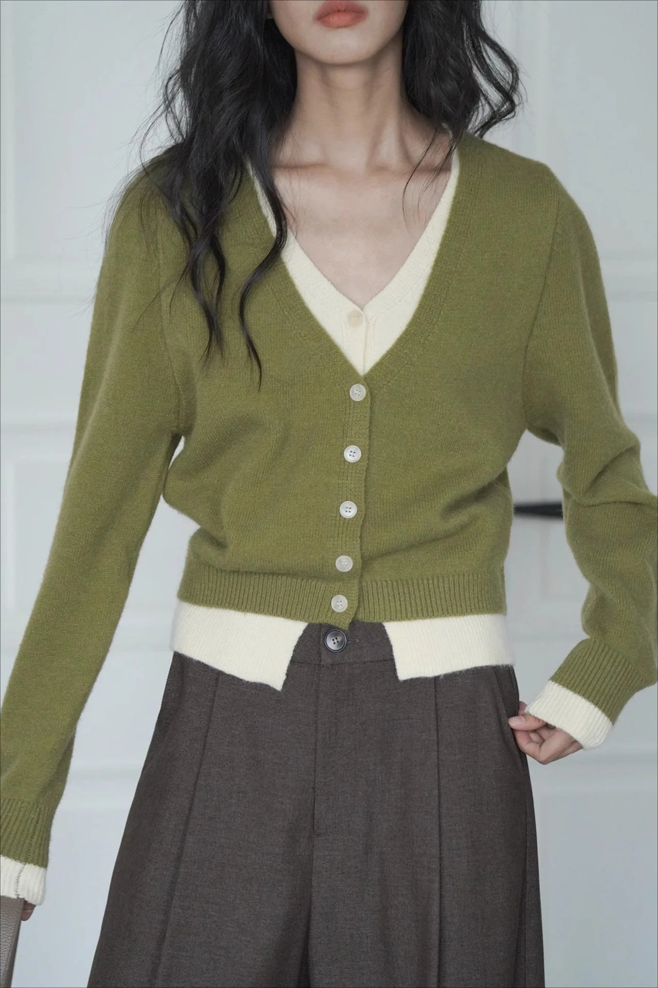Green Two-Layer Knit Cardigan - Image 3