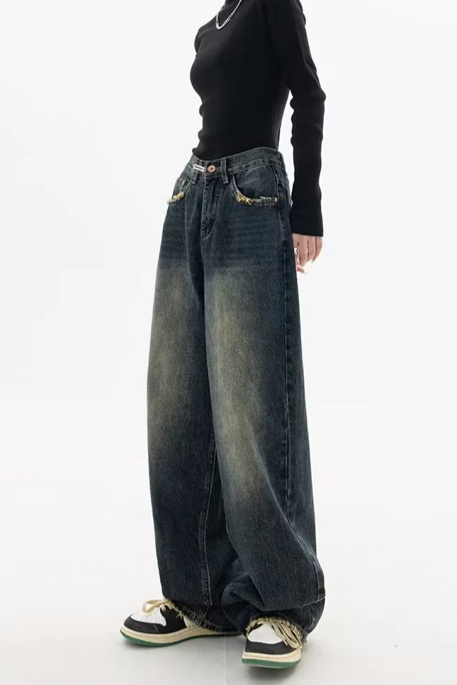 High Rise Loose Fit Vintage Jeans - Image 3